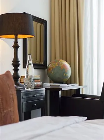 Boutique Quartier Du Port Отель 4*